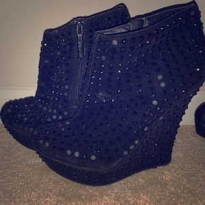 Wedge booties